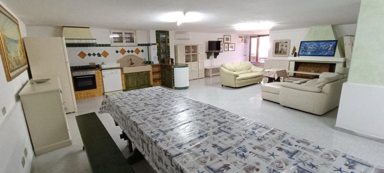 Orosei Re - Villa Aurora Rimedia A 50 Metri Dal Mare מראה חיצוני תמונה