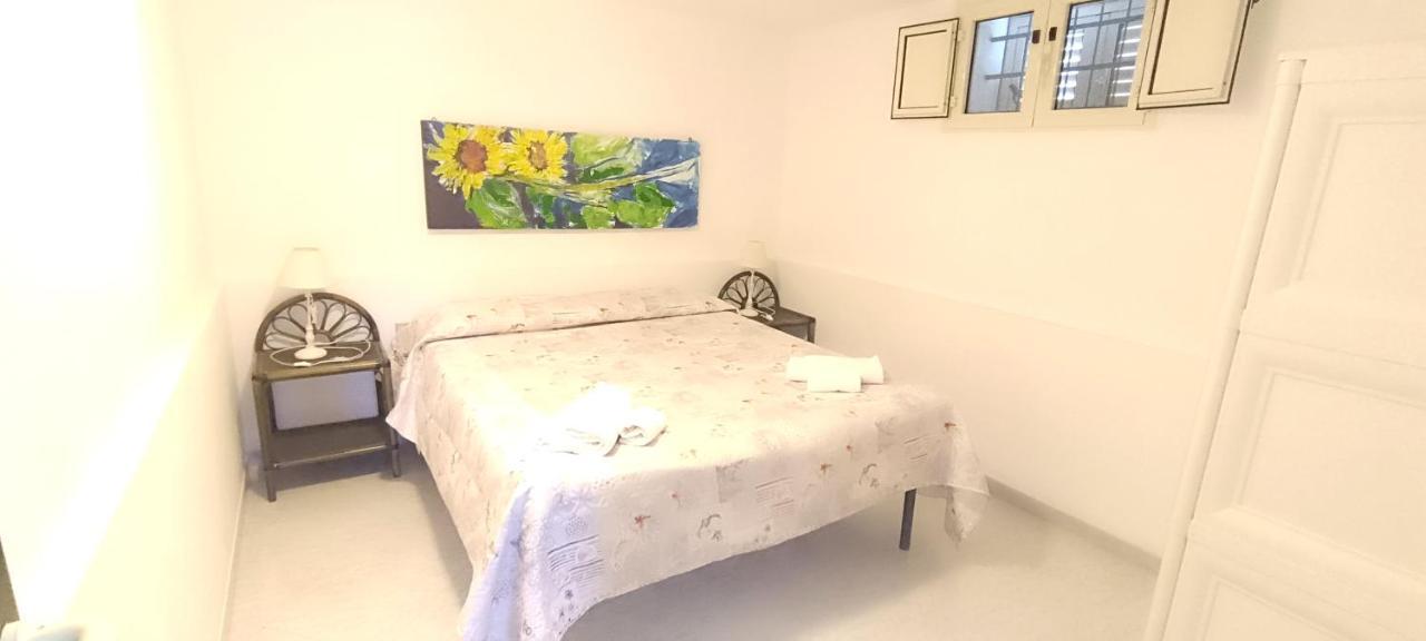 Orosei Re - Villa Aurora Rimedia A 50 Metri Dal Mare מראה חיצוני תמונה